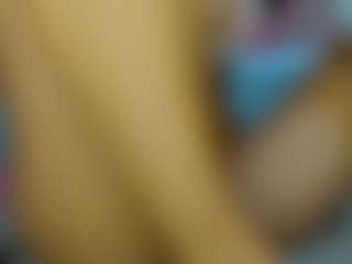 Live cam show with Selena-Reeves - Shaved Pussy Toys on Strip Flash - Live Sex Shows
