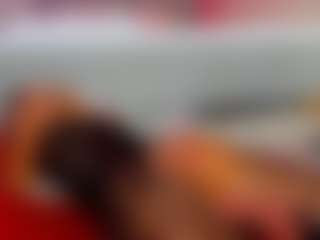 Live cam show with Selena-Reeves - Student on Camsoda