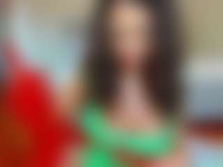 Live cam show with Selena-Reeves - Living Room on camwithhim.com