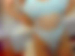 Selena-Reeves's Live Sex Cam Show