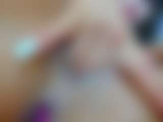 Live cam show with Selena-Reeves - Atm on Camming Site