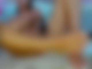 Live cam show with Selena-Reeves - Big Ass on Camsoda