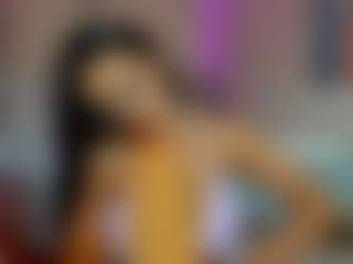 Live cam show with Selena-Reeves - Big Ass on Camsoda