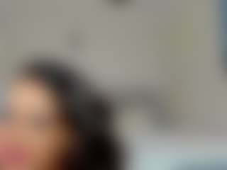 Live cam show with Selena-Reeves - Big Tits on Hubzter Live