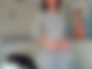 Live cam show with Selena-Reeves - Atm on CamwithHer