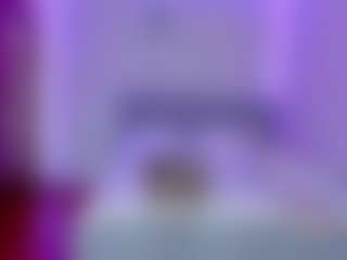 Live cam show with Selena-Reeves - Anal on StripNow