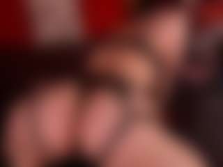 Live cam show with FreyaRay - Asian on Chatstar