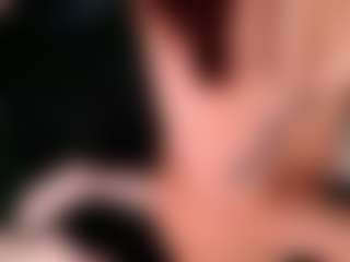 Live cam show with FreyaRay - Flashing on Mixed Magazine Live