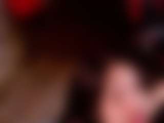 Live cam show with FreyaRay - Asian Teen (18+) on Mixed Magazine Live