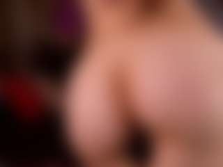 Live cam show with FreyaRay - Strip Asian on sexytreat.net