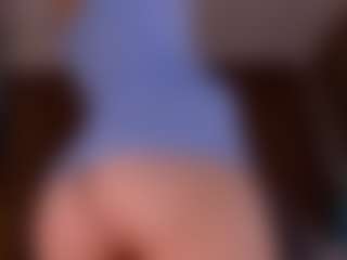 Live cam show with FreyaRay - Shaved Pussy on slutload