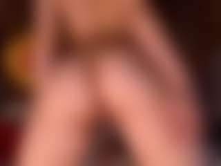 Live cam show with FreyaRay - Young Adult on makecum.org