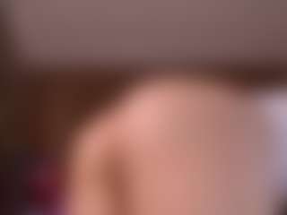 Live cam show with FreyaRay - Tease Asian on Gym Cam Girls