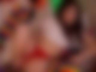 Live cam show with FreyaRay - Asian Teen (18+) on Mixed Magazine Live