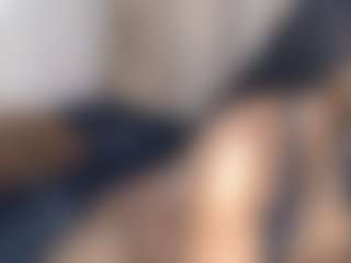 Live cam show with Seductivevenus - Athletic Bedroom on Camsoda Late Night