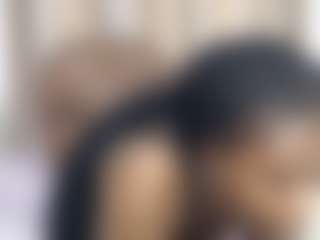 Live cam show with Seductivevenus - Flashing on CamwithHer