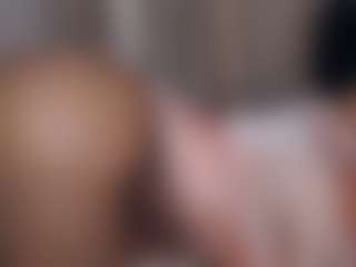 Live cam show with Seductivevenus - Spank on AdultVida.com