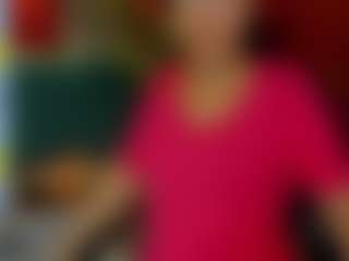 Live cam show with asherat - Spank on Latina Girls