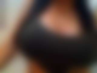 Live cam show with Hillarysofia - Huge Tits on Camsoda