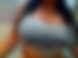 Live cam show with Hillarysofia - Gray Eyes on Camsoda