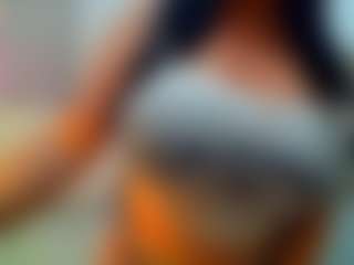 Live cam show with Hillarysofia - Big Balls on Camsoda