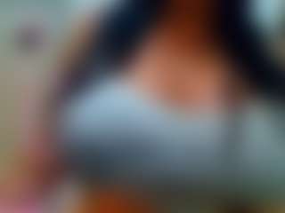 Live cam show with Hillarysofia - Average on CamwithHer