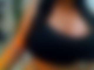 Live cam show with Hillarysofia - HD on Stripli.com
