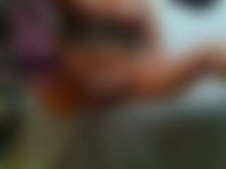 Live cam show with Hillarysofia - Brown Eyes on Camsoda