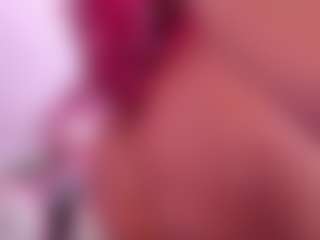 Live cam show with JoyceThompson - Booty on Uber Horny