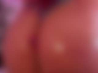 JoyceThompson's Live Sex Cam Show