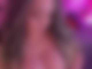 Spettacolo in cam dal vivo con JoyceThompson - Striptease su Camsoda
