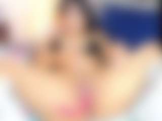 Live cam show with Julieta-Coopeer - Ride on SquirtSoMuch