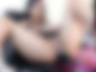 Live cam show with Julieta-Coopeer - Ride on SmokeAndPoke