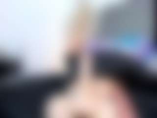 Live cam show with Julieta-Coopeer - Ride on MyBangCams