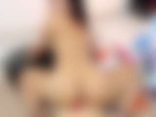 Live cam show with Julieta-Coopeer - Deepthroat on TeamSkeetLive