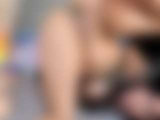 Live cam show with Julieta-Coopeer - Fingering on Dare Cams