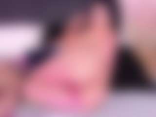 Live cam show with Julieta-Coopeer - Butt Plug on Hubzter Live