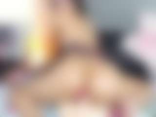 Julieta-Coopeer's Live Sex Cam Show