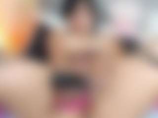 Live cam show with Julieta-Coopeer - Fingering on Camsoda