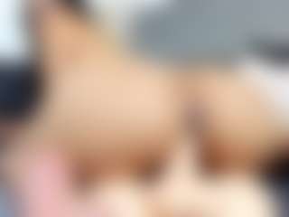 Julieta-Coopeer's Live Sex Cam Show