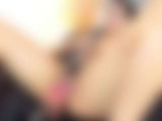 Live cam show with Julieta-Coopeer - Striptease Young Adult on 1on1-livenow