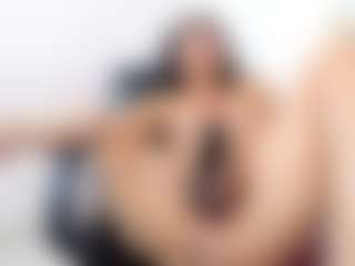 Julieta-Coopeer's Live Sex Cam Show