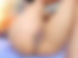 Live cam show with Julieta-Coopeer - Cowgirl on Milfs Live