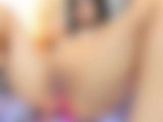 Live cam show with Julieta-Coopeer - Dildo Or Vibrator on Mixed Magazine Live