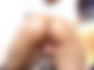 Julieta-Coopeer's Live Sex Cam Show