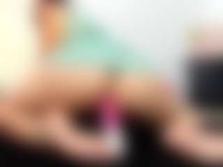 Live cam show with Julieta-Coopeer - Lush on Gym Cam Girls