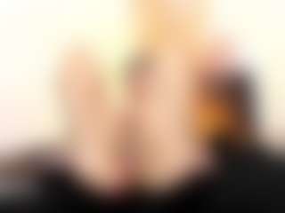 Live cam show with Julieta-Coopeer - Fingering Young Adult on Instabang