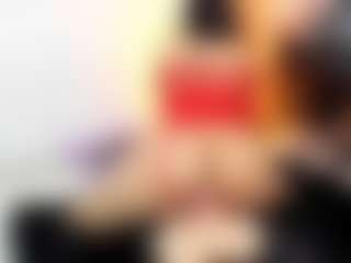 Live cam show with Julieta-Coopeer - Lovense Petite on x69.live
