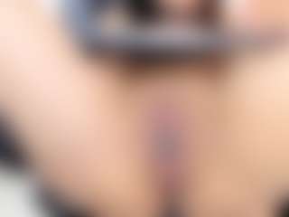Live cam show with Julieta-Coopeer - Small Tits Teen (18+) on Camsoda