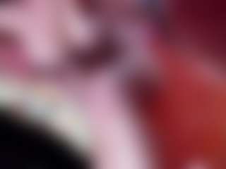 Laura Hills's Live Sex Cam Show